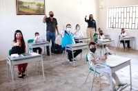 Gobernador de Bolívar y MinEducación garantizan desde Tiquisio la implementación del modelo de alternancia educativa con protocolos de bioseguridad