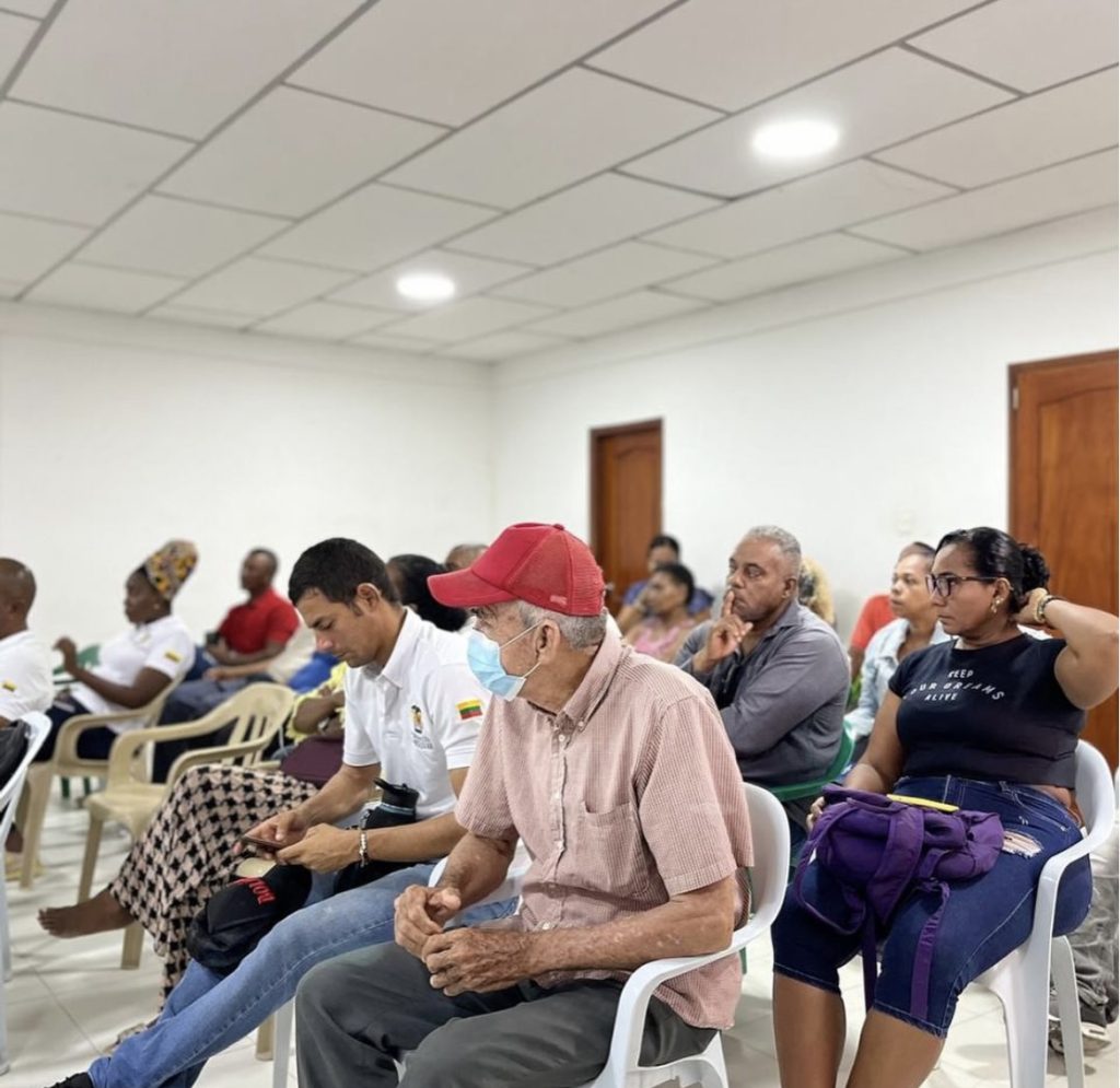 FORMACION EN LIDERAZGO COMUNITARIO BARRIO EL POZON