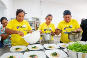 ¡Se volverán expertas! Gobernacion promueve Taller de Cocina para beneficiarias de Matié