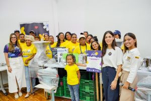 Gobernación de Bolívar fortalece asociaciones productivas de mujeres rurales con entrega de maquinaria